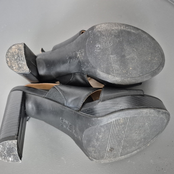 Naturalizer Nylah Platform Dress Sandals - Picture 7 of 8